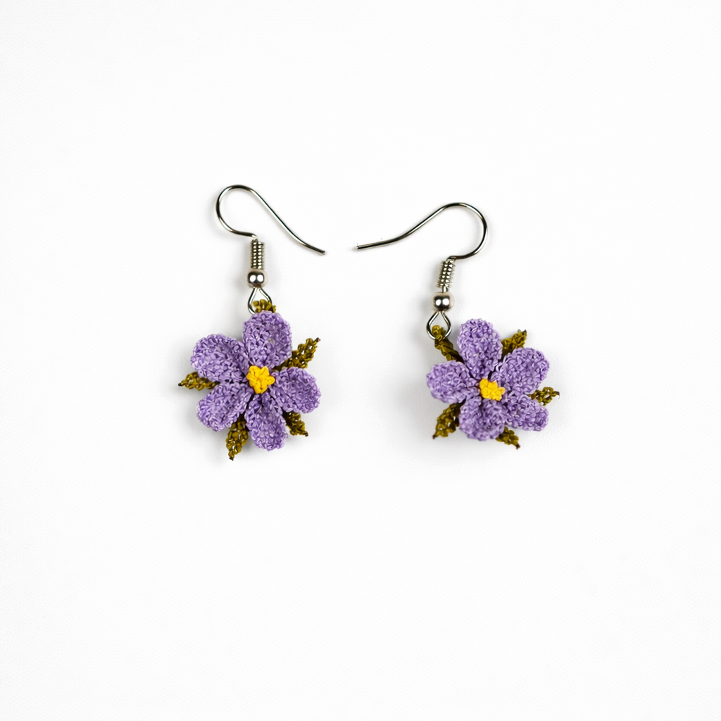 Single Flower Earring (Lilac)
